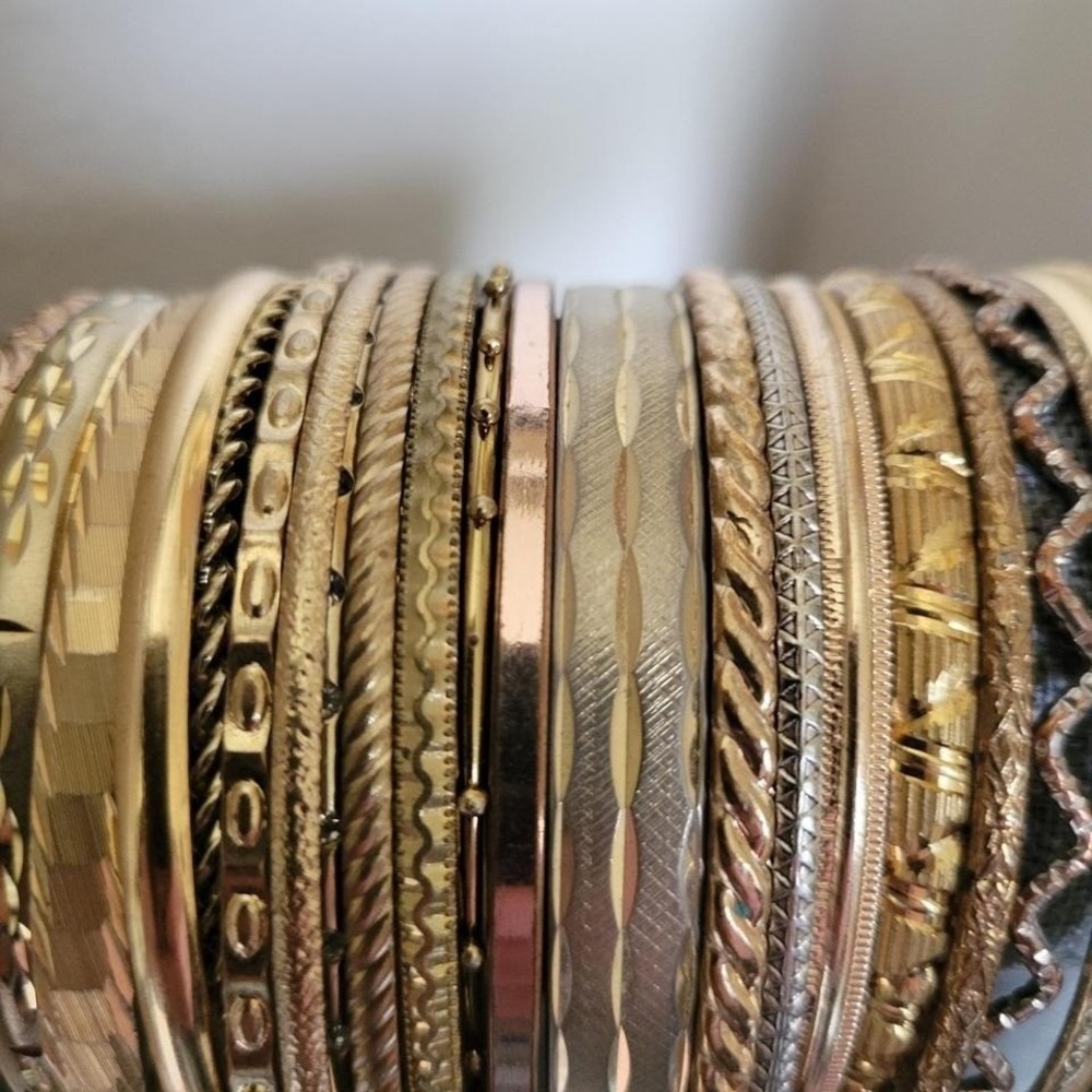 Vintage Mixed Metal Textured Bangle Bracelet Stack Set of 18 Size 2.75 Eclectic